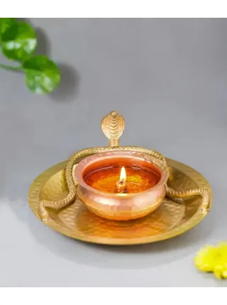 Лампа латунная со змеей, Иша Лайф; Hammered Snake Lamp, Isha Life